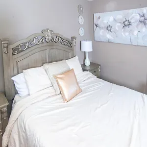 Manuel Y Sonia-la Casa De Angeles , Long Beach United States